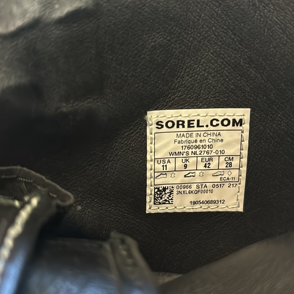 Sorel Joanne of Artic Women’s black waterproof wedge boot, size 11 - Picture 6 of 7